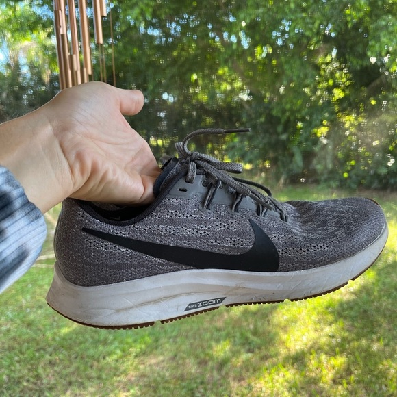 Wmns Air Zoom Pegasus 36 'Gunsmoke' - Picture 3 of 12